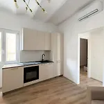 Quadrilocale In Via Chiaravagna Апартаменты