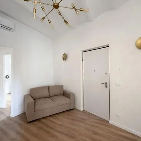 Appartement Quadrilocale In Via Chiaravagna Gênes