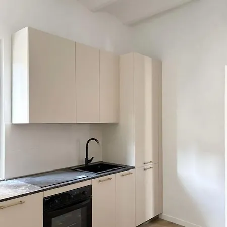 Quadrilocale In Via Chiaravagna Appartement